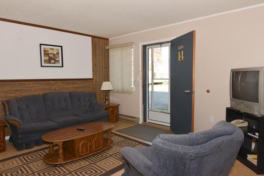 Thunderhill Motel And Suites Swan River Buitenkant foto