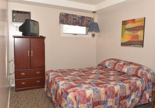 Thunderhill Motel And Suites Swan River Buitenkant foto